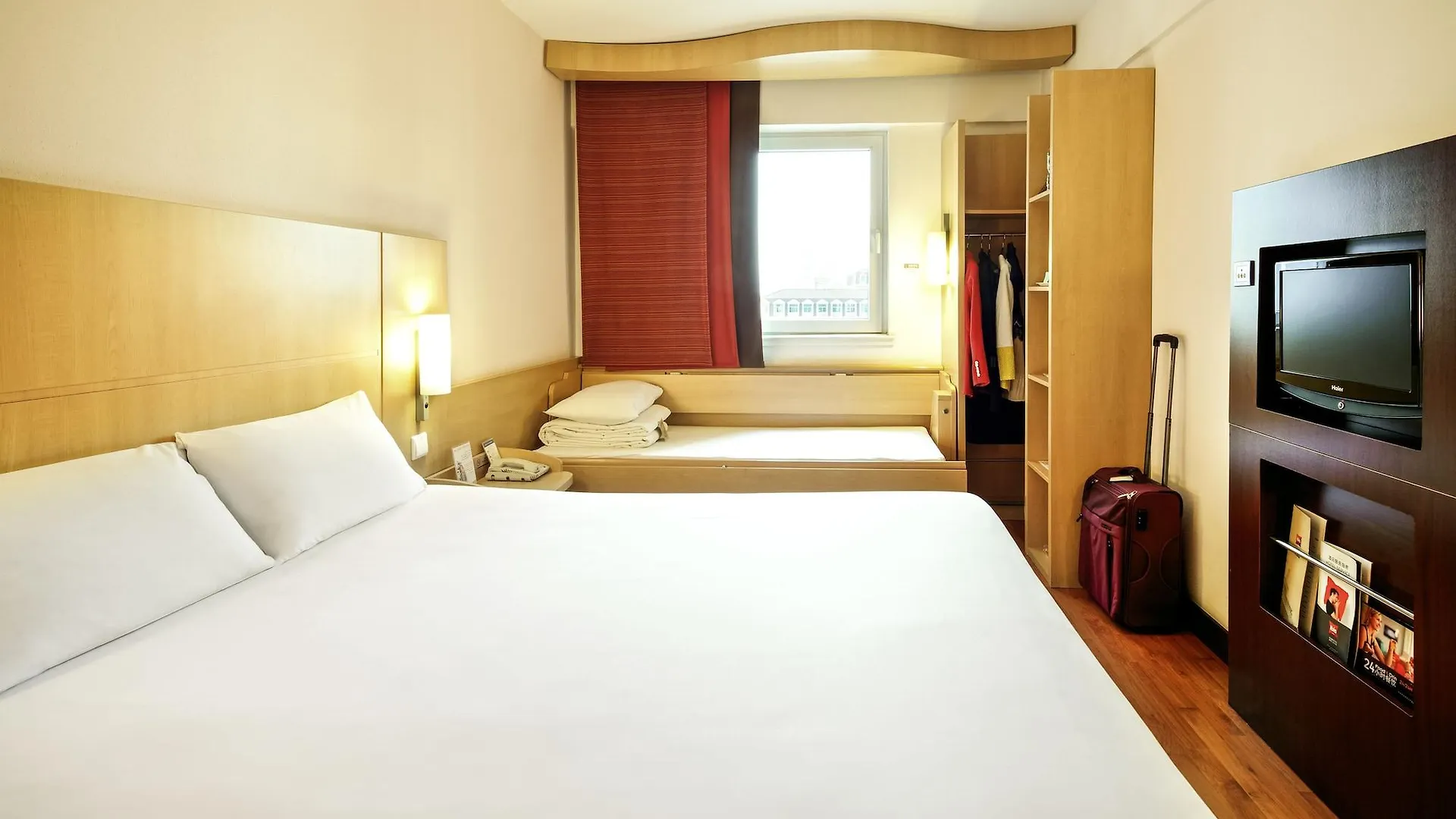 Ibis Paris Porte D'italie Hotel