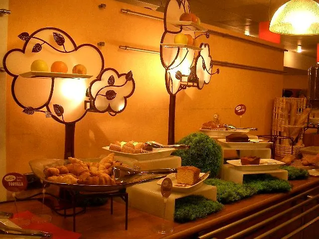 Hotel Ibis Paris Porte D'italie 3*